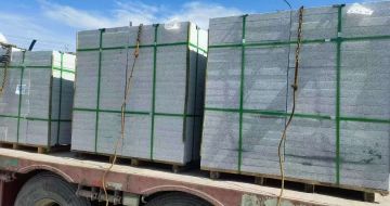 鄂州 芝麻白花岗岩地铺石装车日常