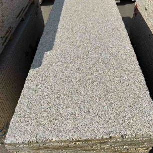 鄂州 黄金麻花岗岩荔枝面毛板，半成品