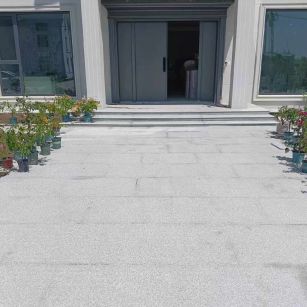 鄂州 芝麻白花岗岩地铺石地面铺装