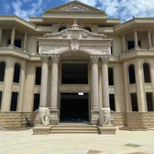 鄂州 黄金麻别墅外墙干挂，大柱，大象，蘑菇石，雕花板