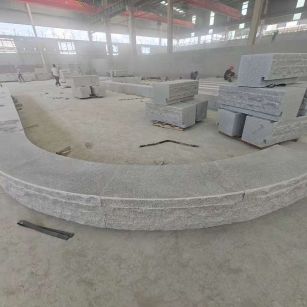 鄂州 芝麻白异形坐凳，自然面光面弧形加工