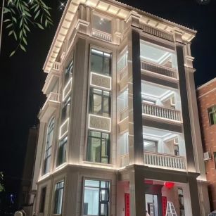 鄂州 芝麻白花岗岩别墅外墙夜间效果