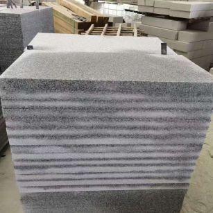 鄂州 芝麻白5公分火烧地铺成品，900*400，规格可定制