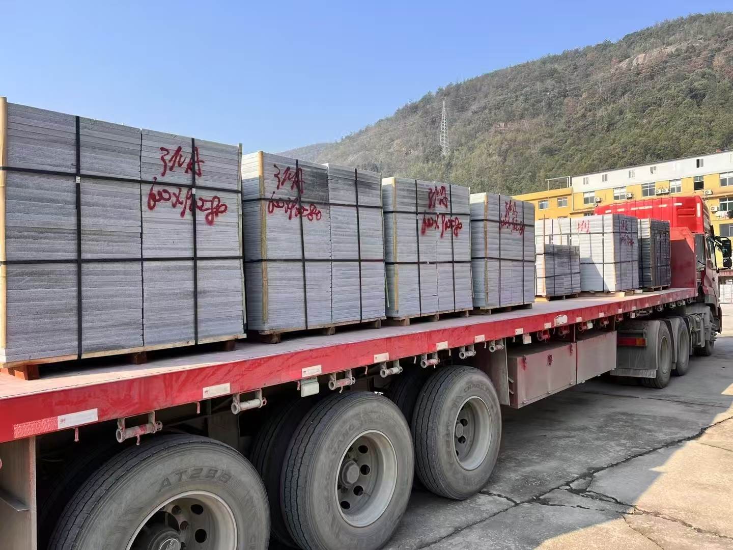 鄂州 芝麻灰地铺石出货日常