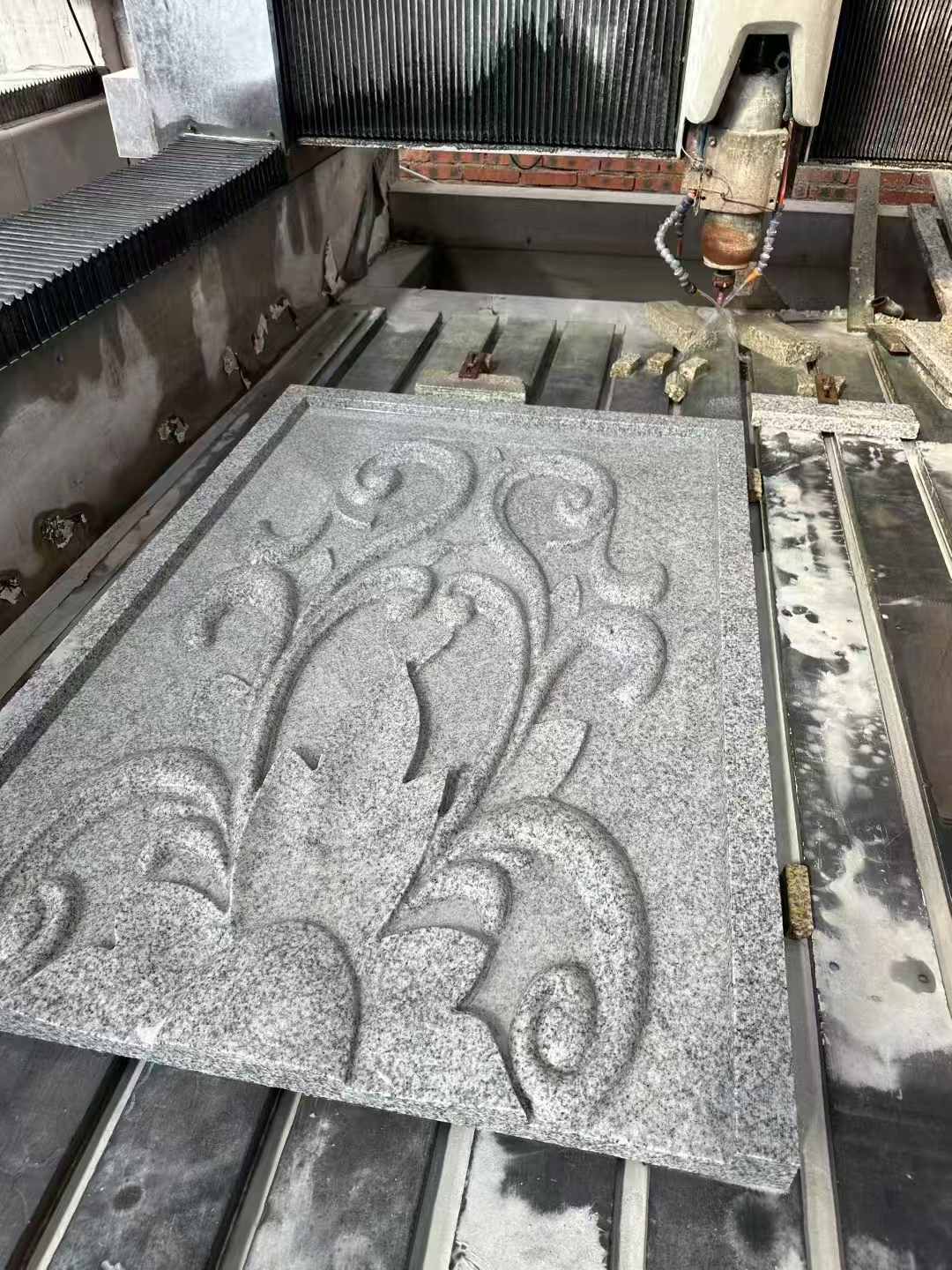 鄂州 白麻别墅干挂雕花板